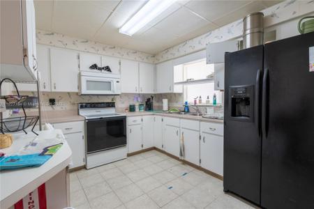3126 Harbor Blvd