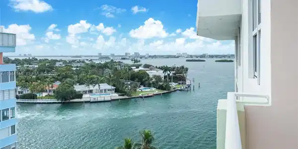 10350 W Bay Harbor Dr