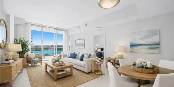 50 S Pointe Dr