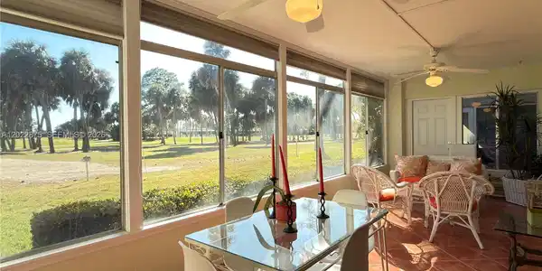 1699 Golf Club Dr