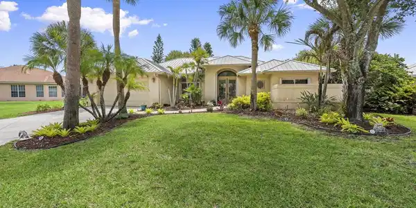 4139 SW OAKHAVEN