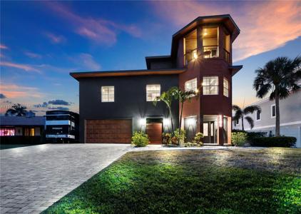 1105 Palma Sola Blvd