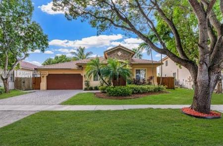 22032 SW 95th Pl