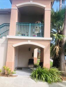 1261 SE 31st Ct