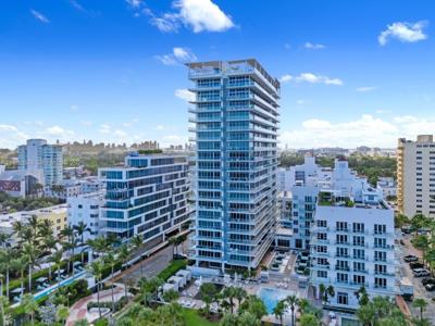 3739 Collins Ave