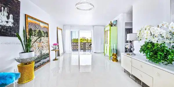 13105 Ixora Ct