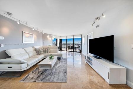 4000 Towerside Ter
