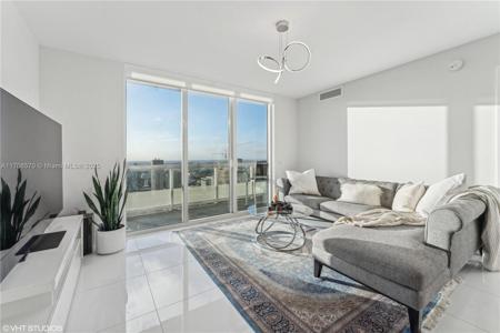 50 Biscayne Blvd