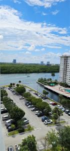 500 Bayview Dr