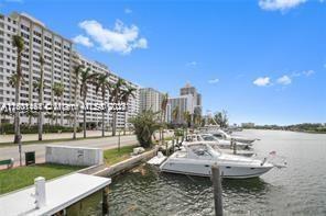 5005 Collins Ave, #C6-S2A