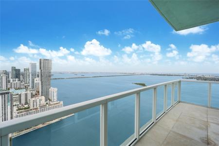 1900 N Bayshore Dr