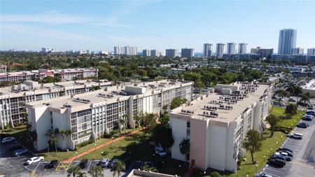851 Three Islands Blvd