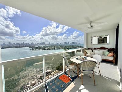 9 Island Ave
