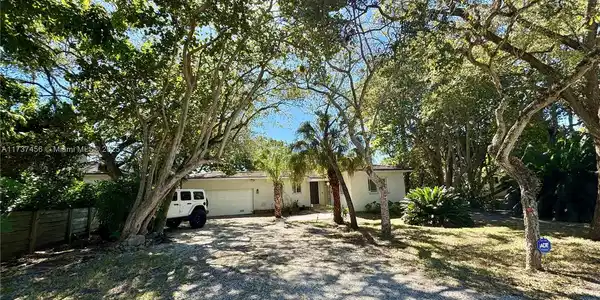 5930 SW 80th St