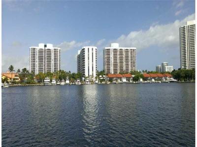 3600 YACHT CLUB DR