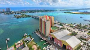 2650 Lake Shore Dr Unit 803