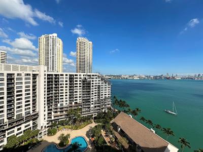 520 Brickell Key Dr