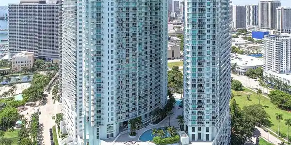 1900 N Bayshore Dr