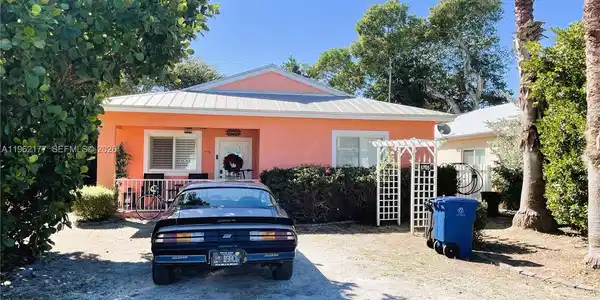 29 Bass Ave