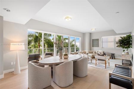 6103 Aqua Ave