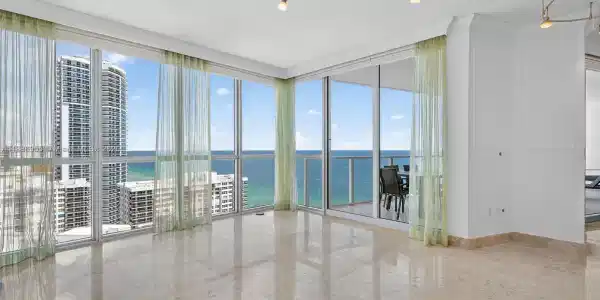 3101 S Ocean Dr