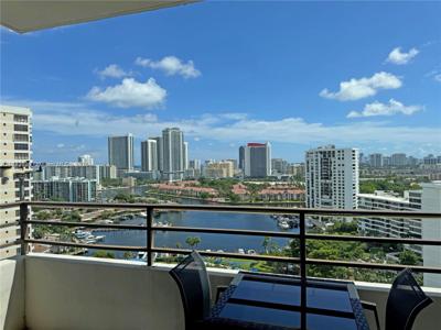 600 Three Islands Blvd