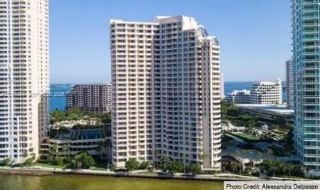 888 Brickell Key Dr