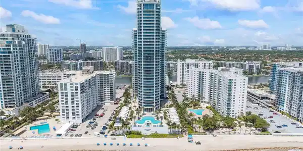 3101 S Ocean Dr