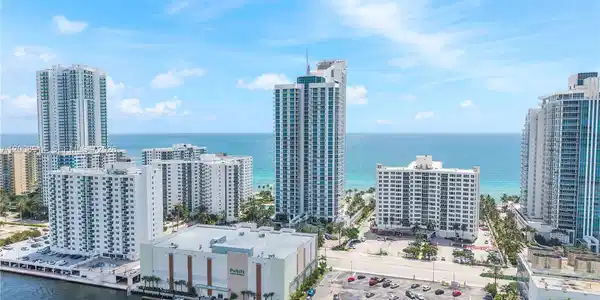 Image 3: Both Intracoastal & Atlantic Ocean views