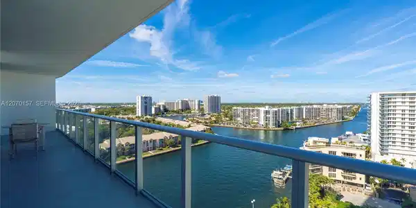 4010 S Ocean Dr