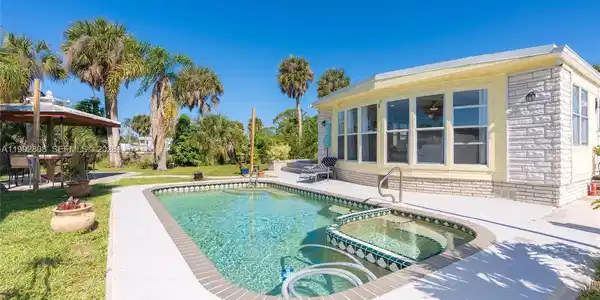 8243 Pinetree Lane
