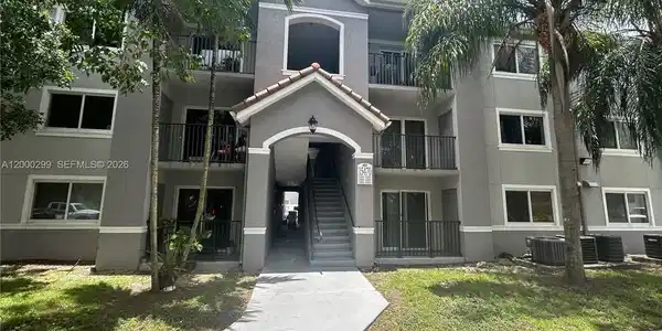 15470 SW 284th St