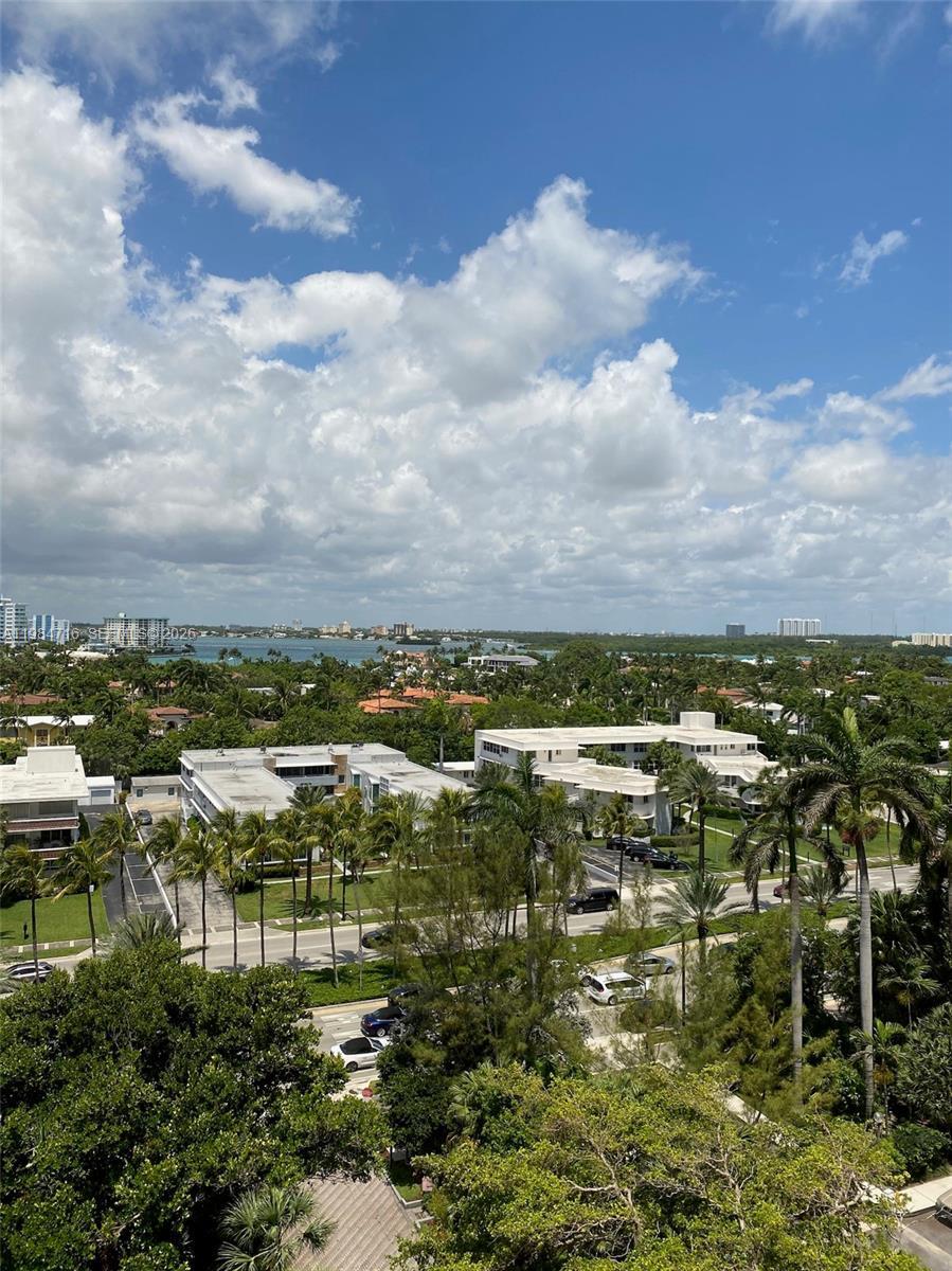 Image 3: West sunset view over Biscayne Bay