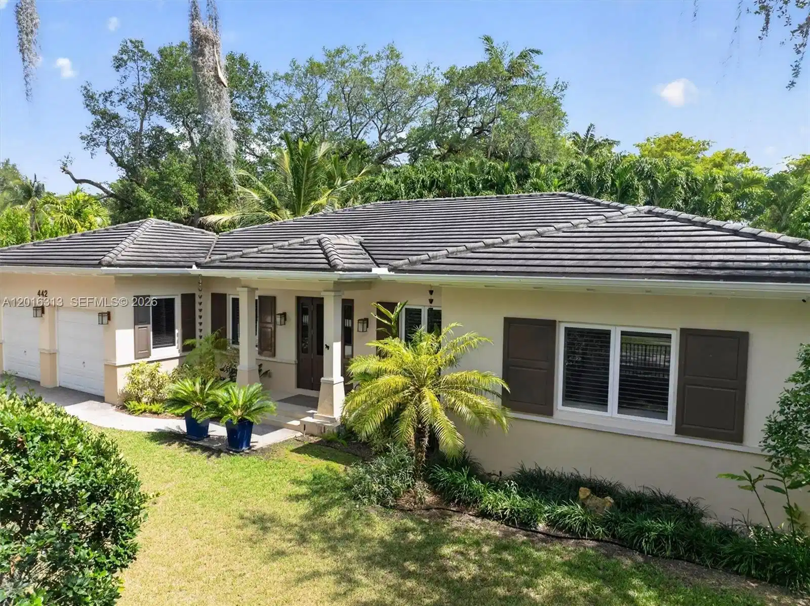 Image 1: Move-in ready South Gables luxury home with 2-car garage, impeccable maintenance, and exceptional ac