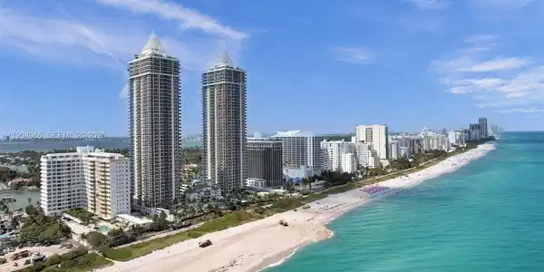 4775 Collins Ave