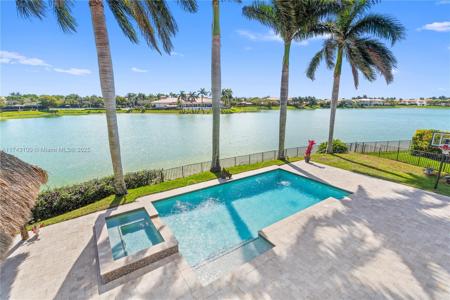 7770 SW 188th Ter