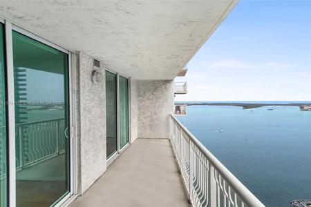 1200 Brickell Bay Dr