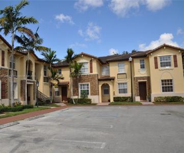 1420 NE 33rd Ave
