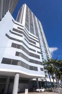 335 S Biscayne Blvd