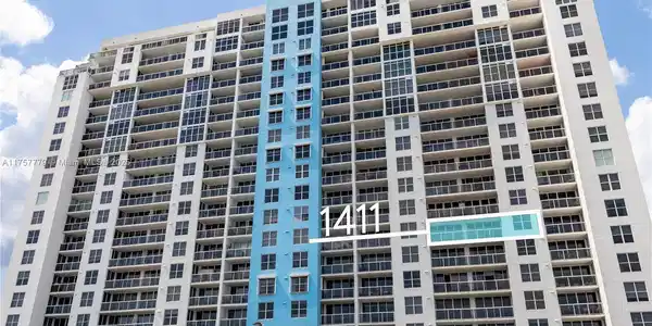 1800 Sunset Harbour Dr