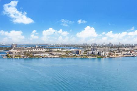 335 S Biscayne Blvd