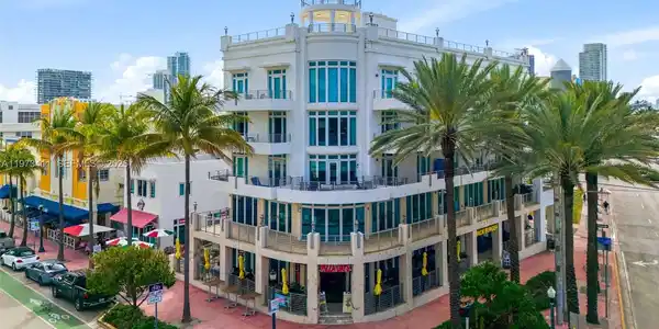 448 Ocean Dr