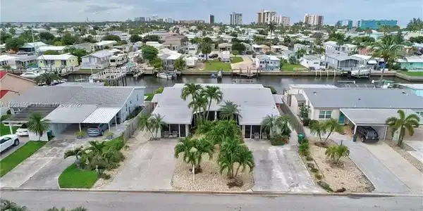 50 Aqua Ra Dr