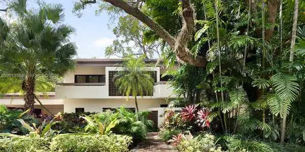 142 San Souci Dr