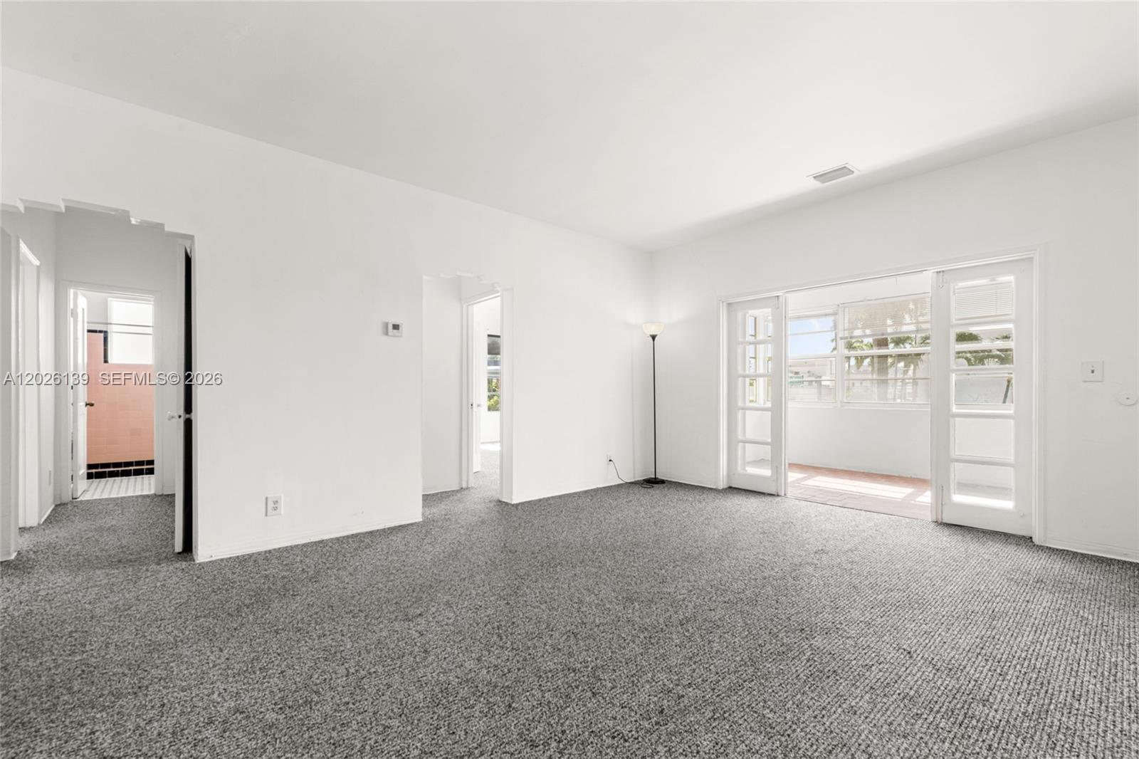 Image 4: Apt#3