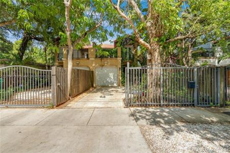 3154 Gifford Ln