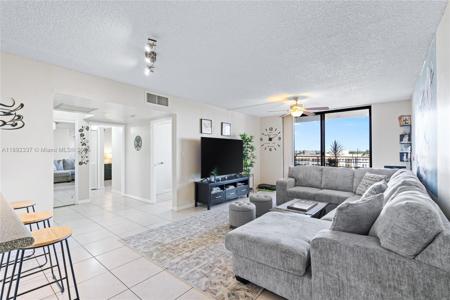 500 Three Islands Blvd