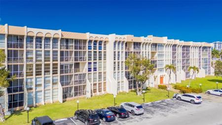 801 Three Islands Blvd