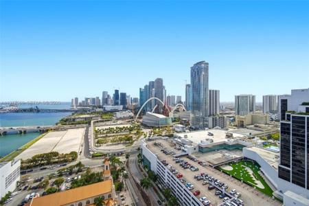 1717 N Bayshore Dr