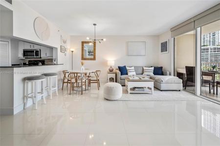 701 Brickell Key Blvd